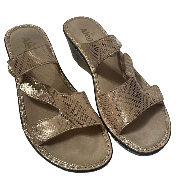 Alegria Wedge Shoes Metallic Gold Size 39 - Picture 3 of 11